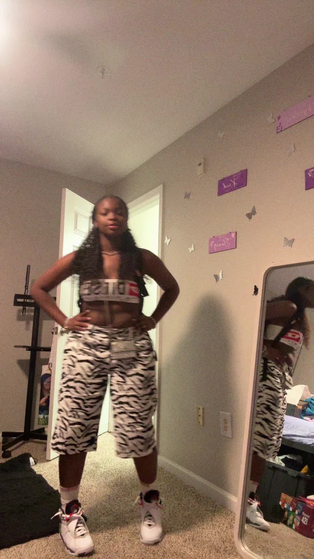 @1of1🧘🏾♀️
