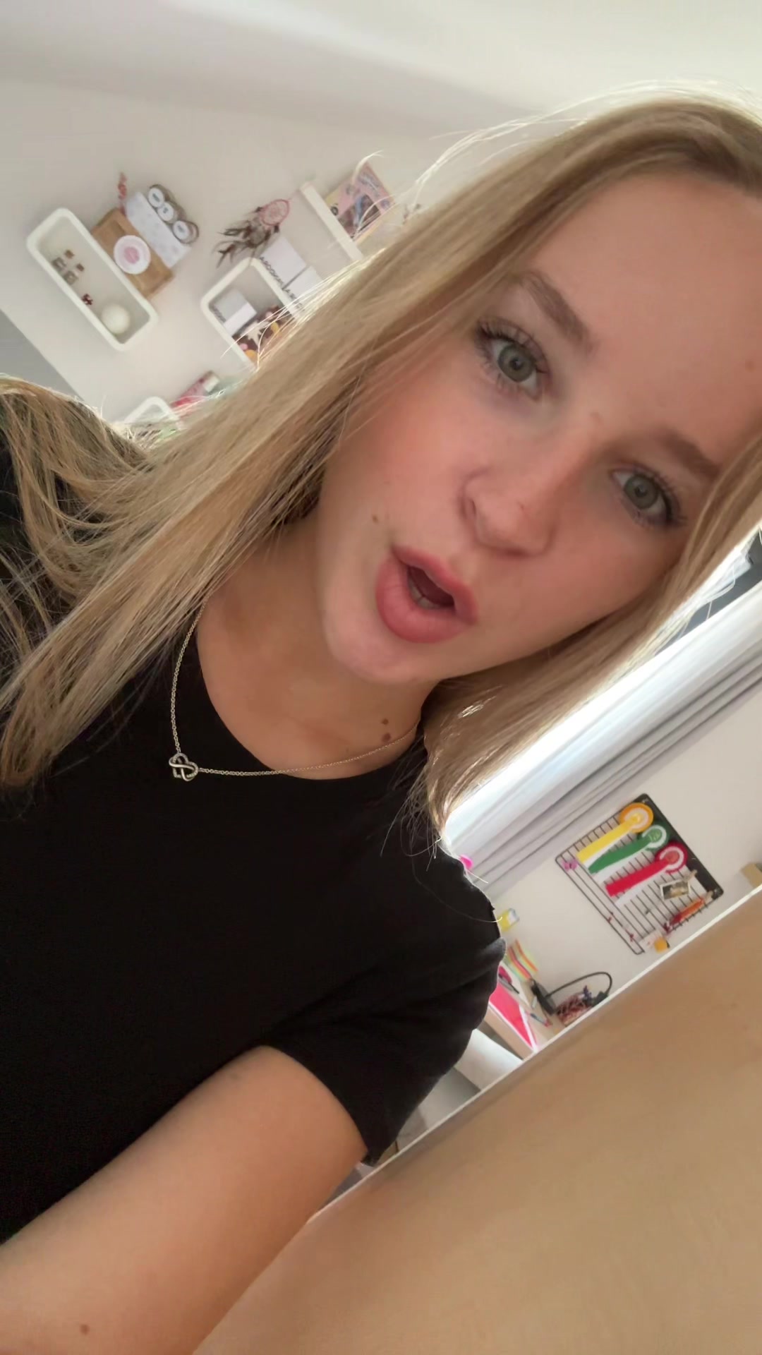 @nina