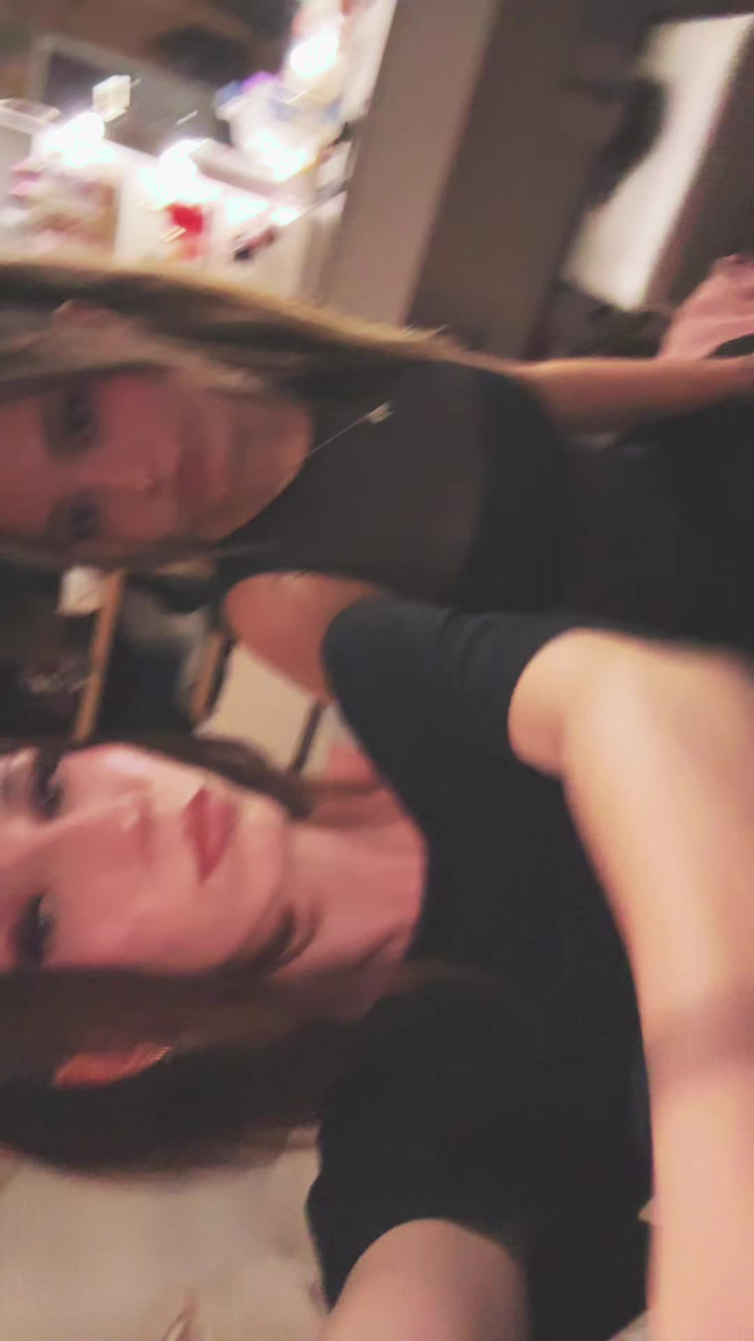 @lo