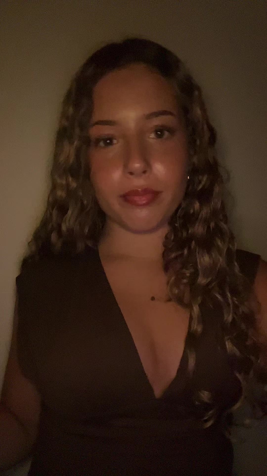 @𝐑𝐨𝐱𝐚𝐧𝐞&rsquo;🧞&zwj;♀️