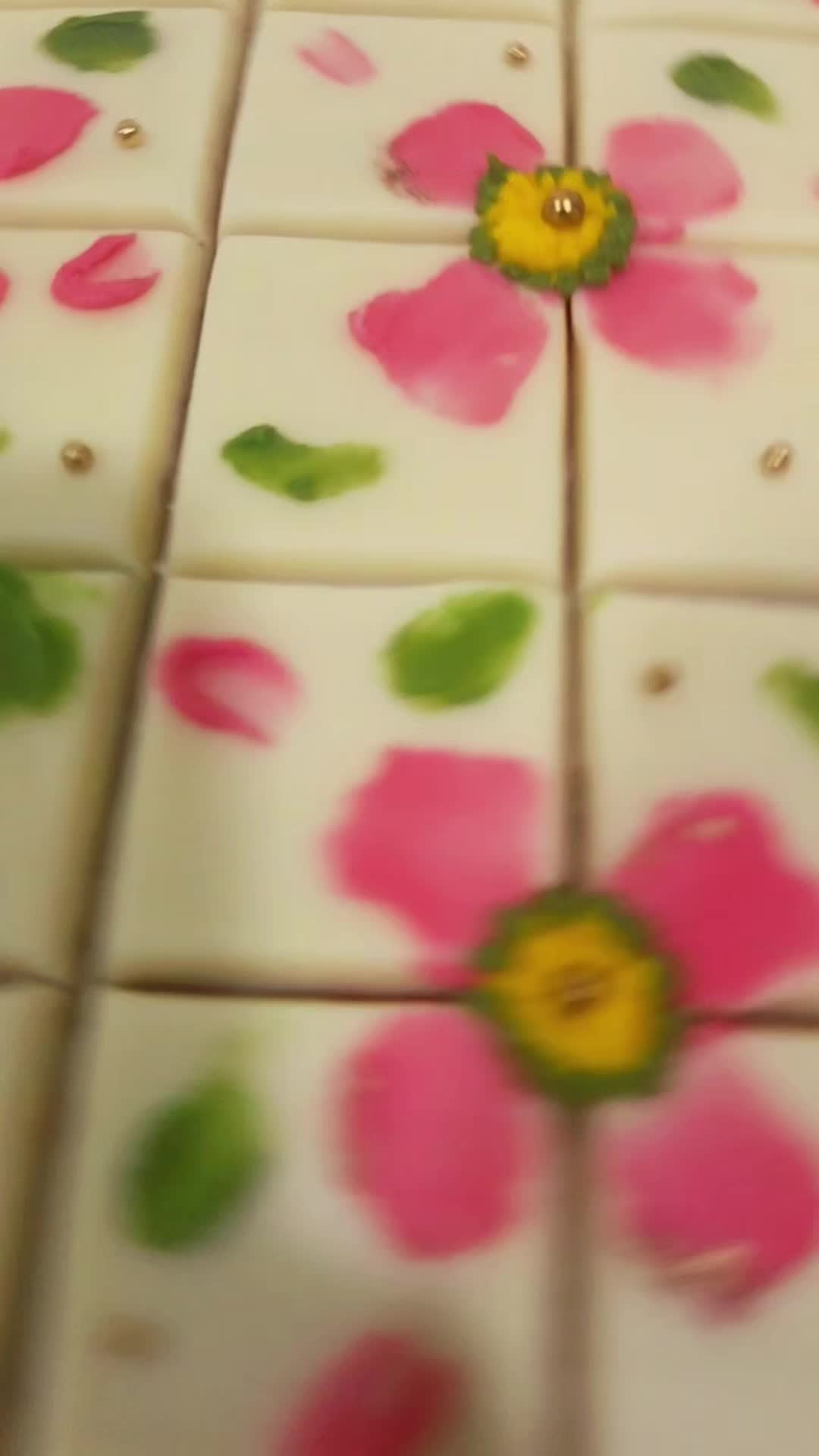 @Dvashiny Home Cakes