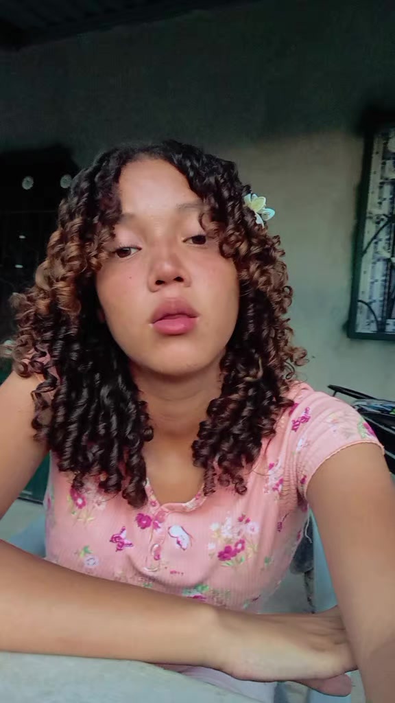 @LORE🧚♀️