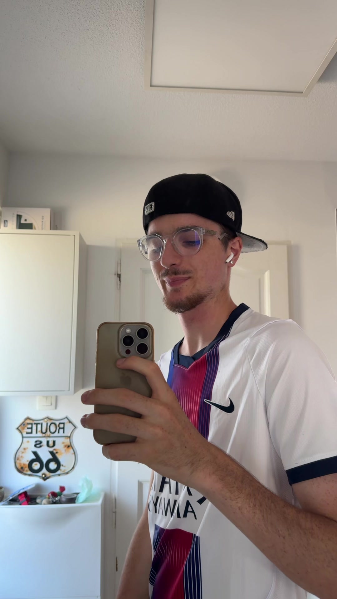 @straussy