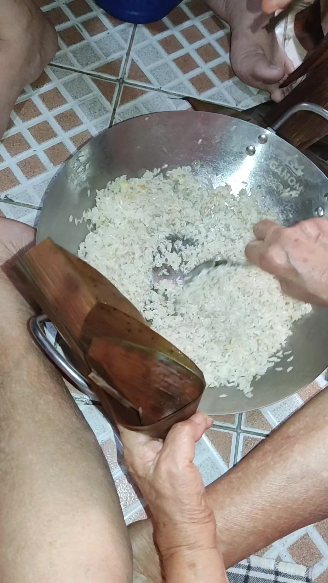 @makanenaktrus_