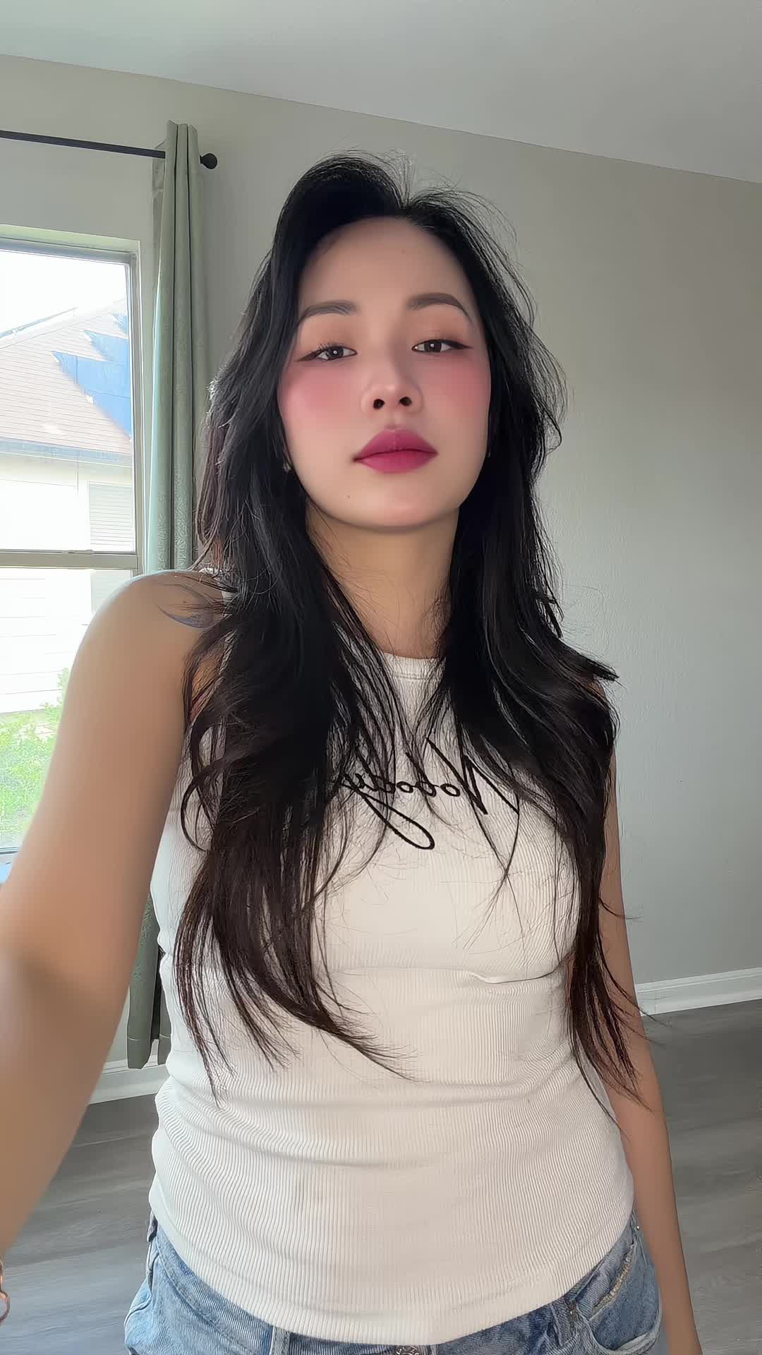 @Mi Nơ