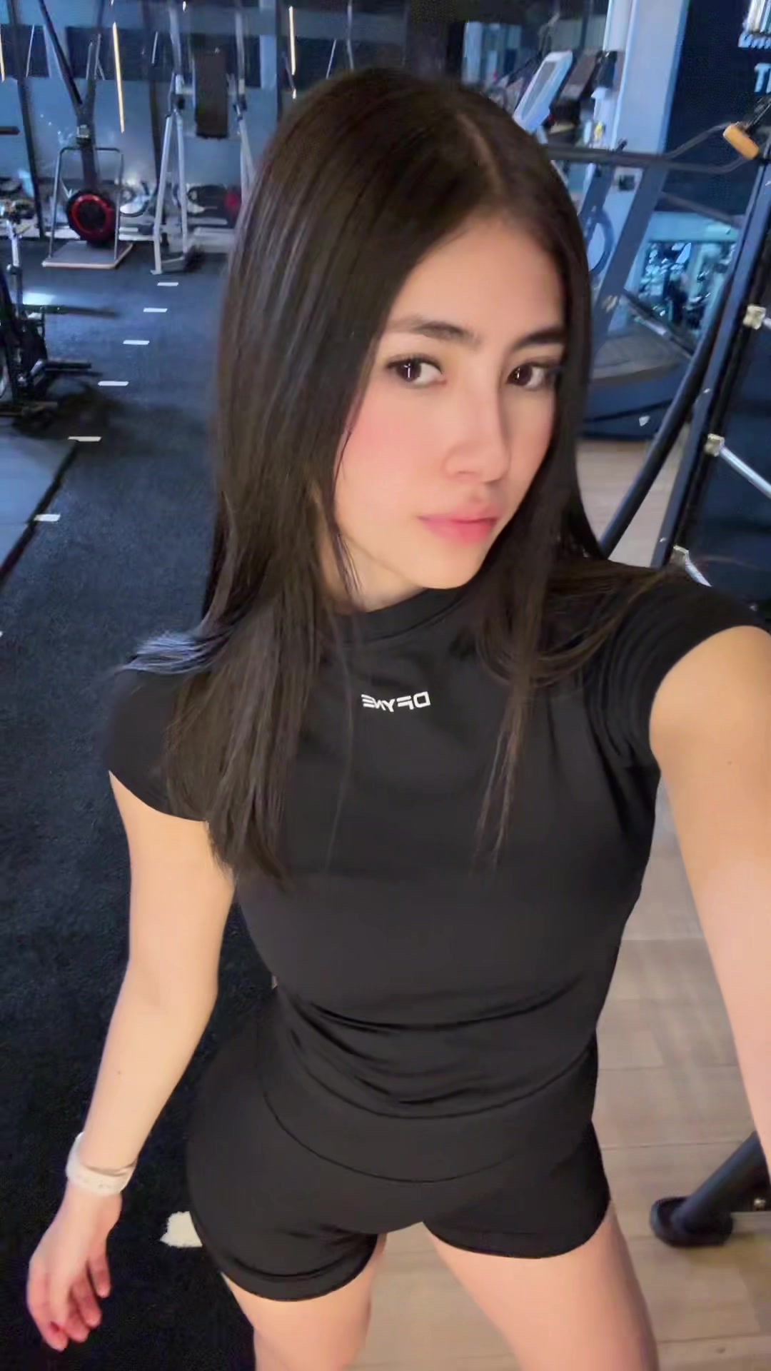 @nicoleriverz