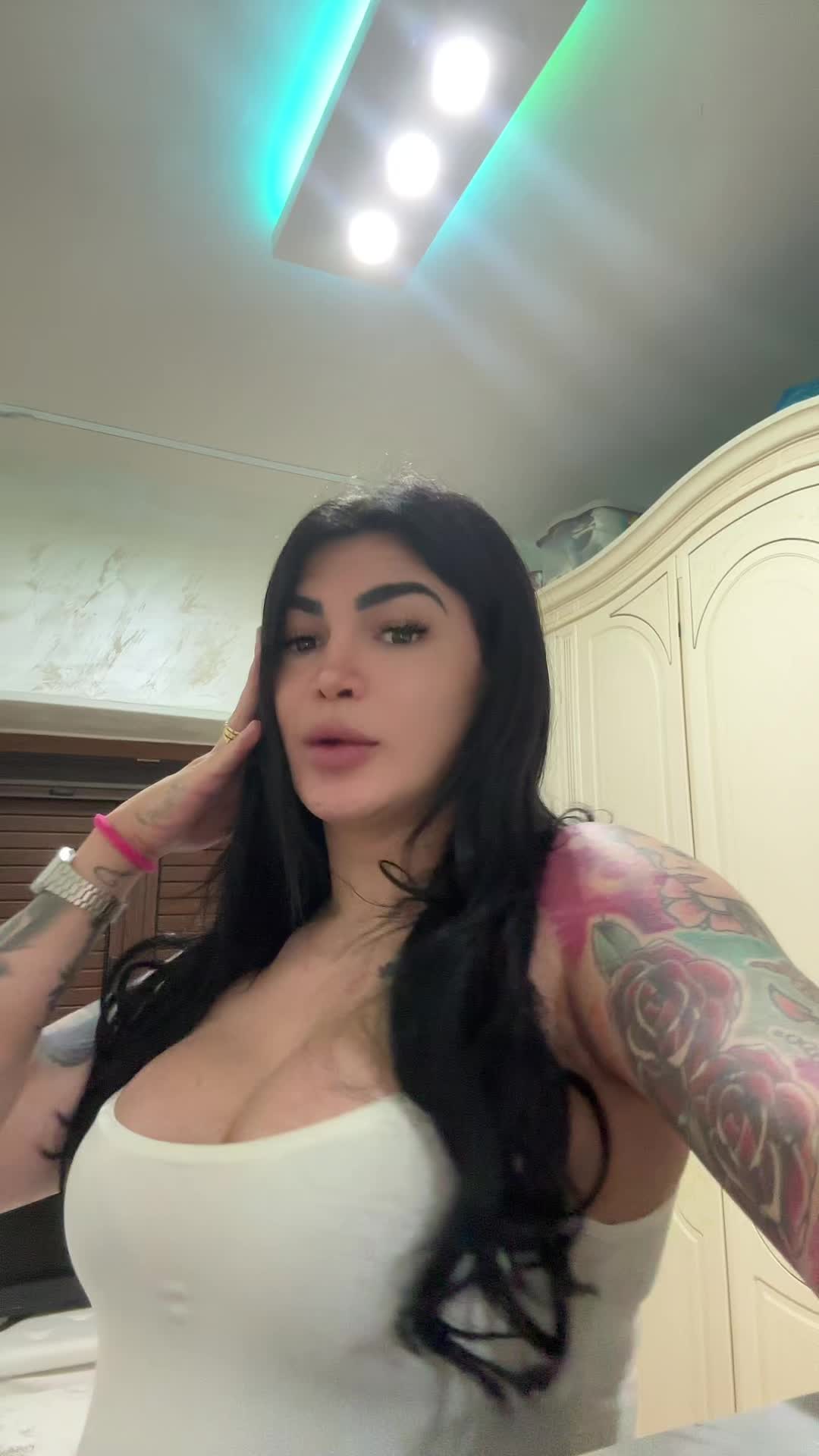 @VITTORIA CELENTANO 💎