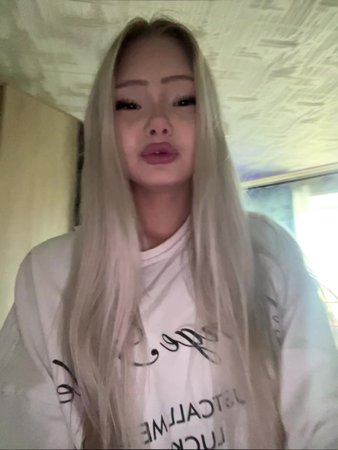 @weokiss
