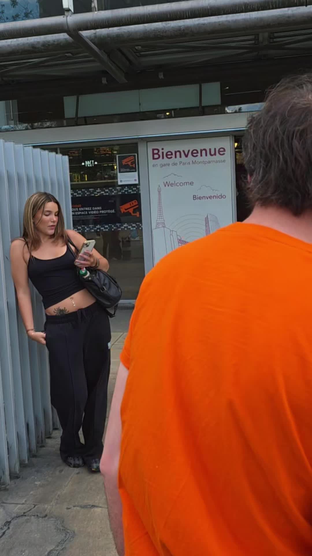 @n'importe qui