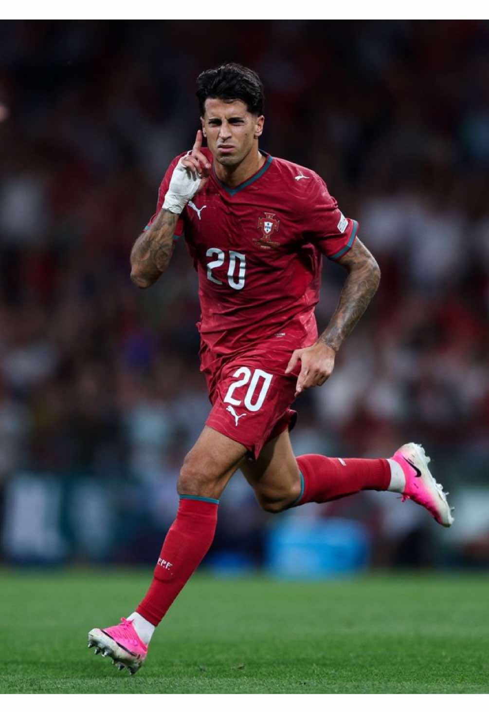 @Elinho