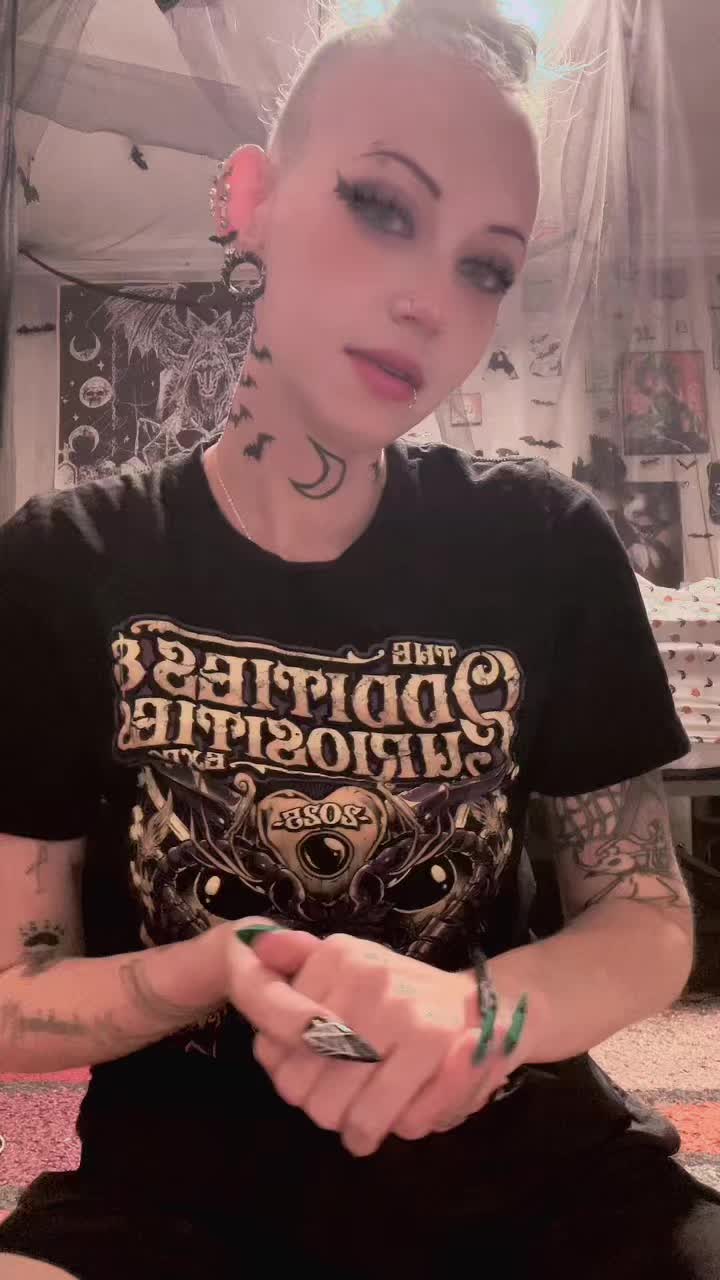@XxBatQueenxX