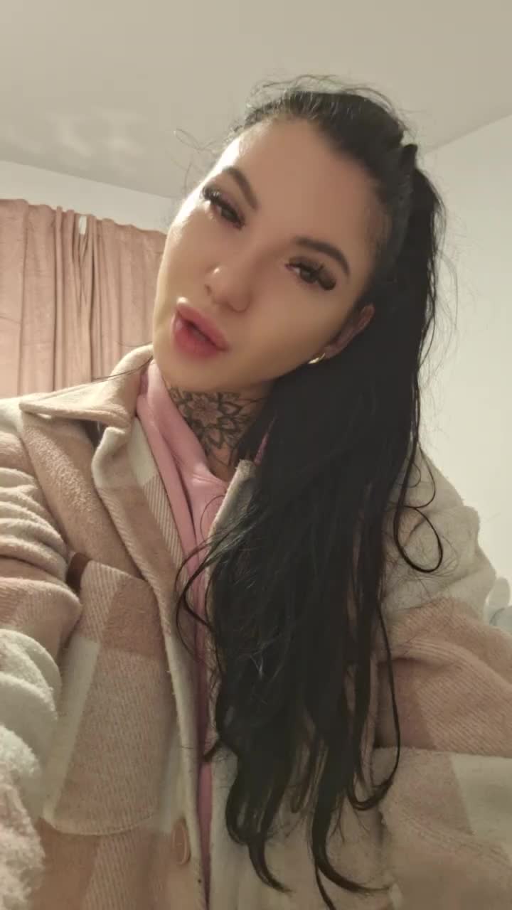 @Karolina Strehlau566