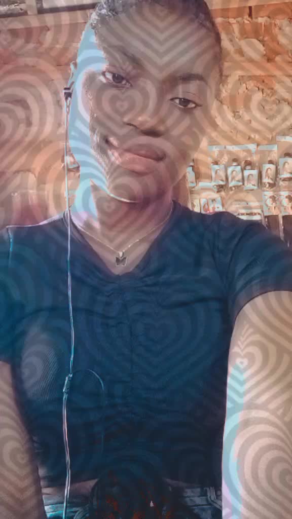 @B&eacute;n&eacute;dicte thonono