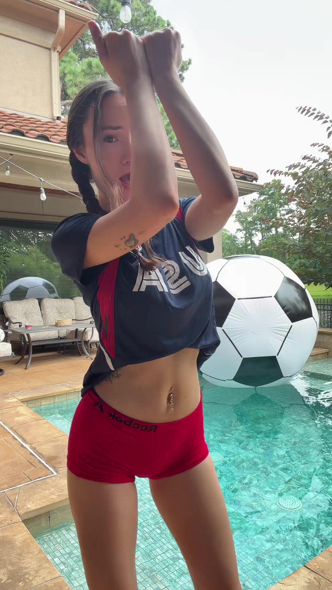 @Cayla