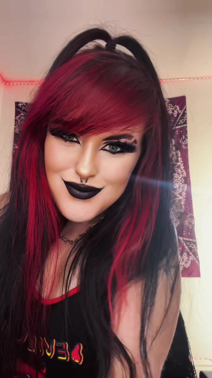 @🖤𝕷𝖎𝖓𝖉𝖘𝖊𝖞🖤