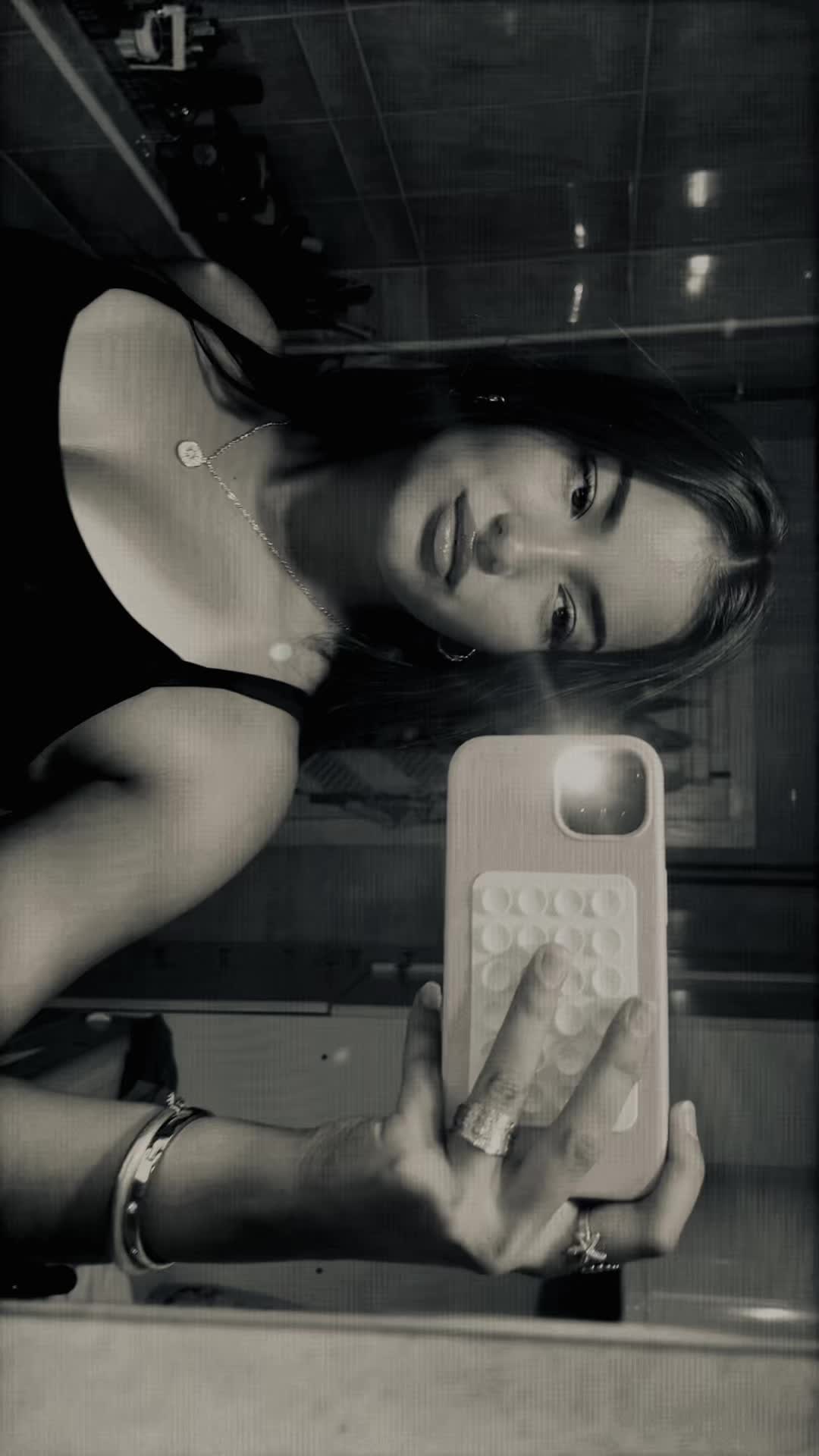 @💋