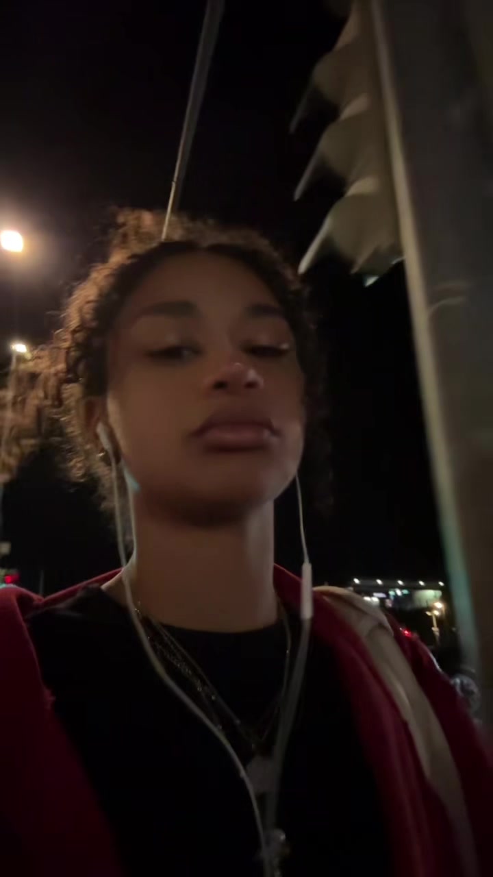 @Olivia Naemi