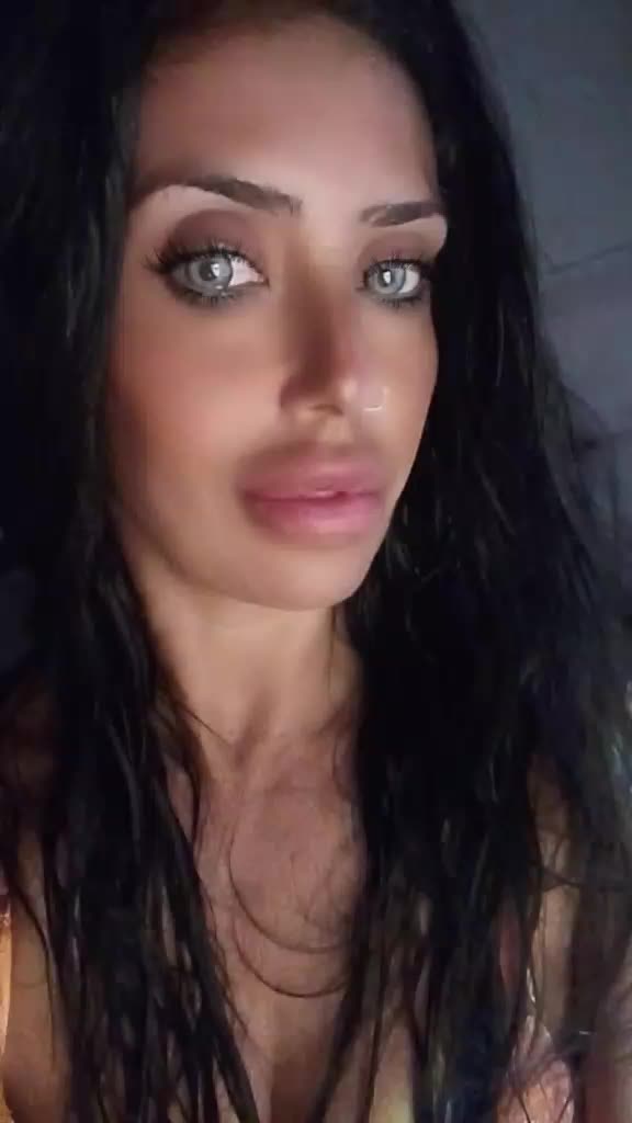 @Esmeralda
