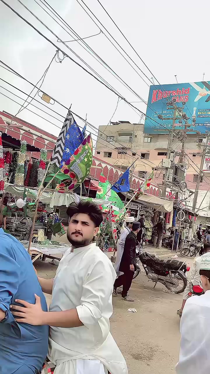 @ہم اپنے ماں باپ کے شہزادے ہیں
