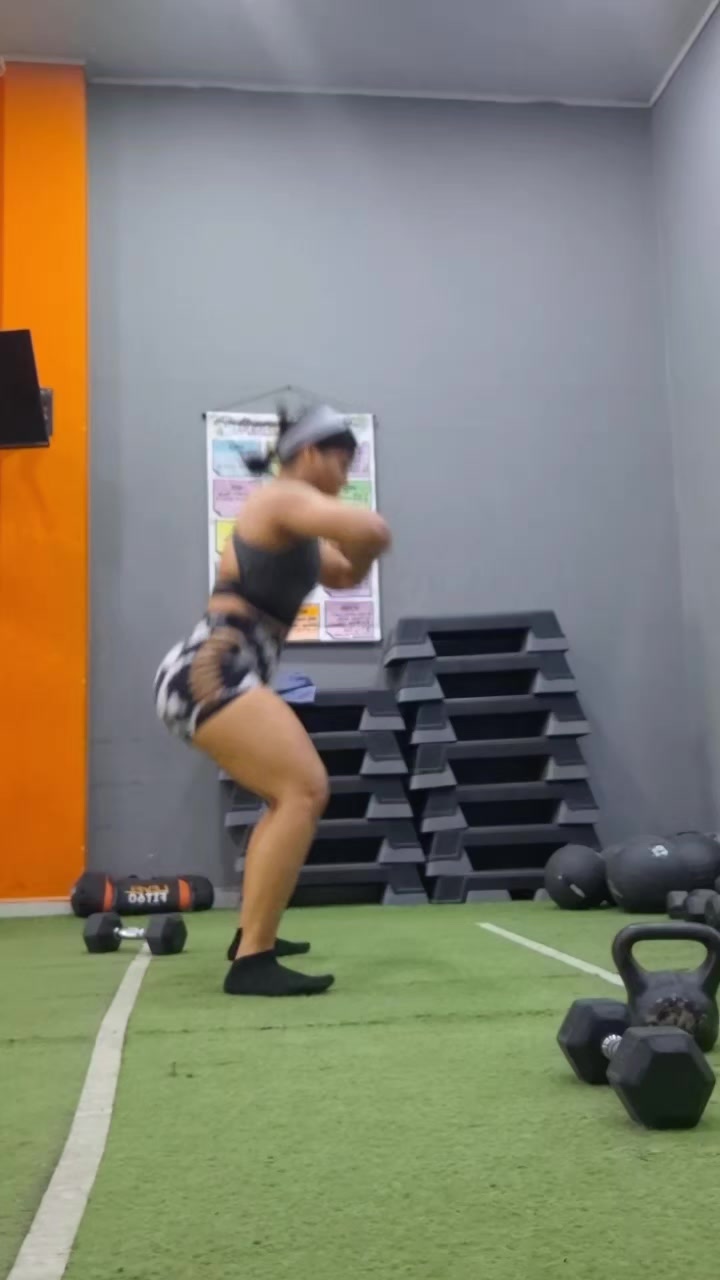 @Aleja Vanessa