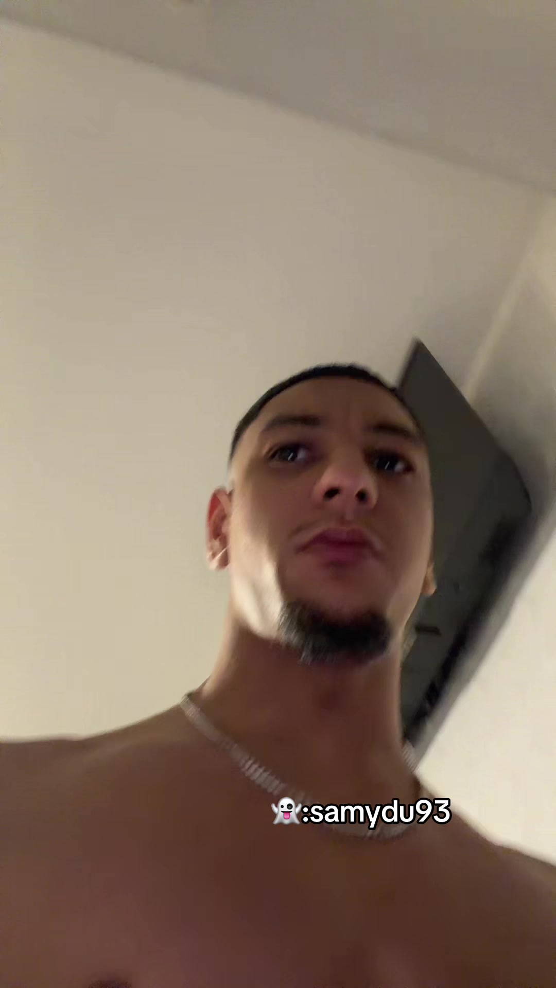 @Samskooo