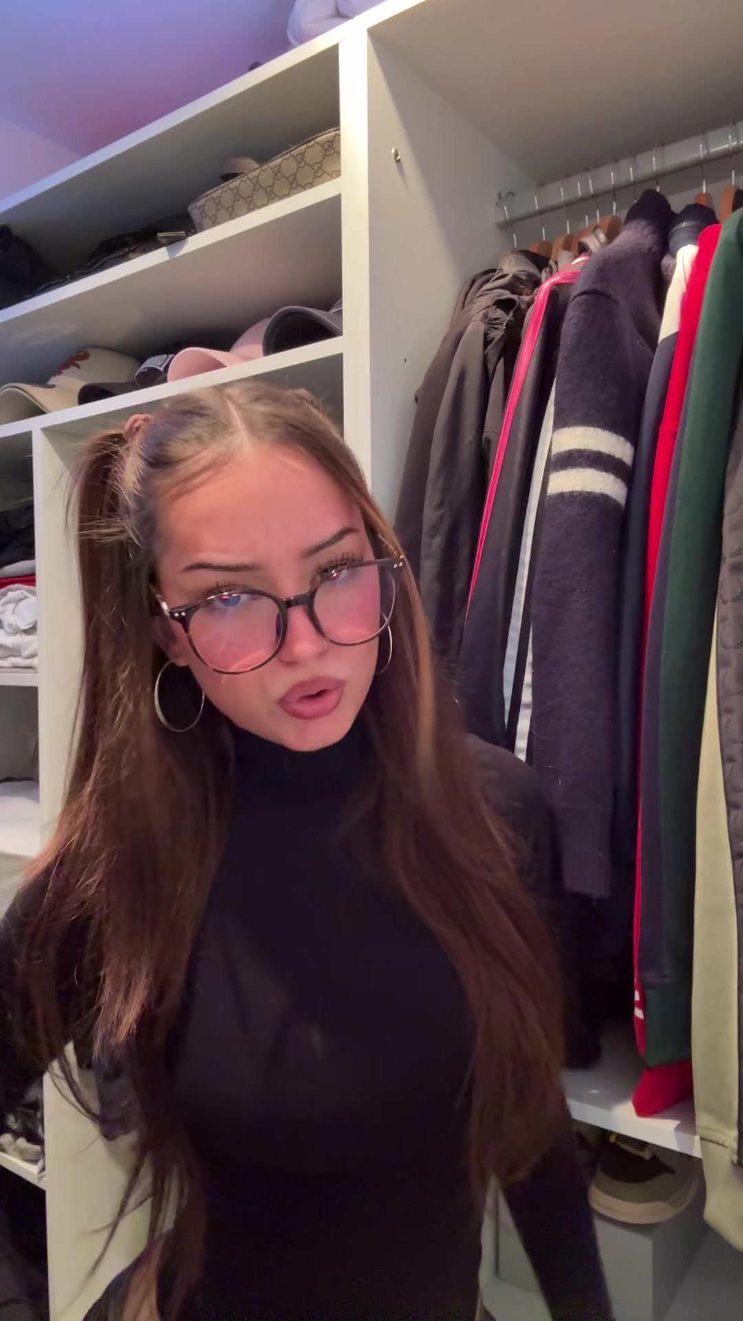 @𝐇𝐀𝐍𝐍𝐀𝐇𝐋𝐔𝐈𝐒𝐈𝐄𝐍𝐍𝐄