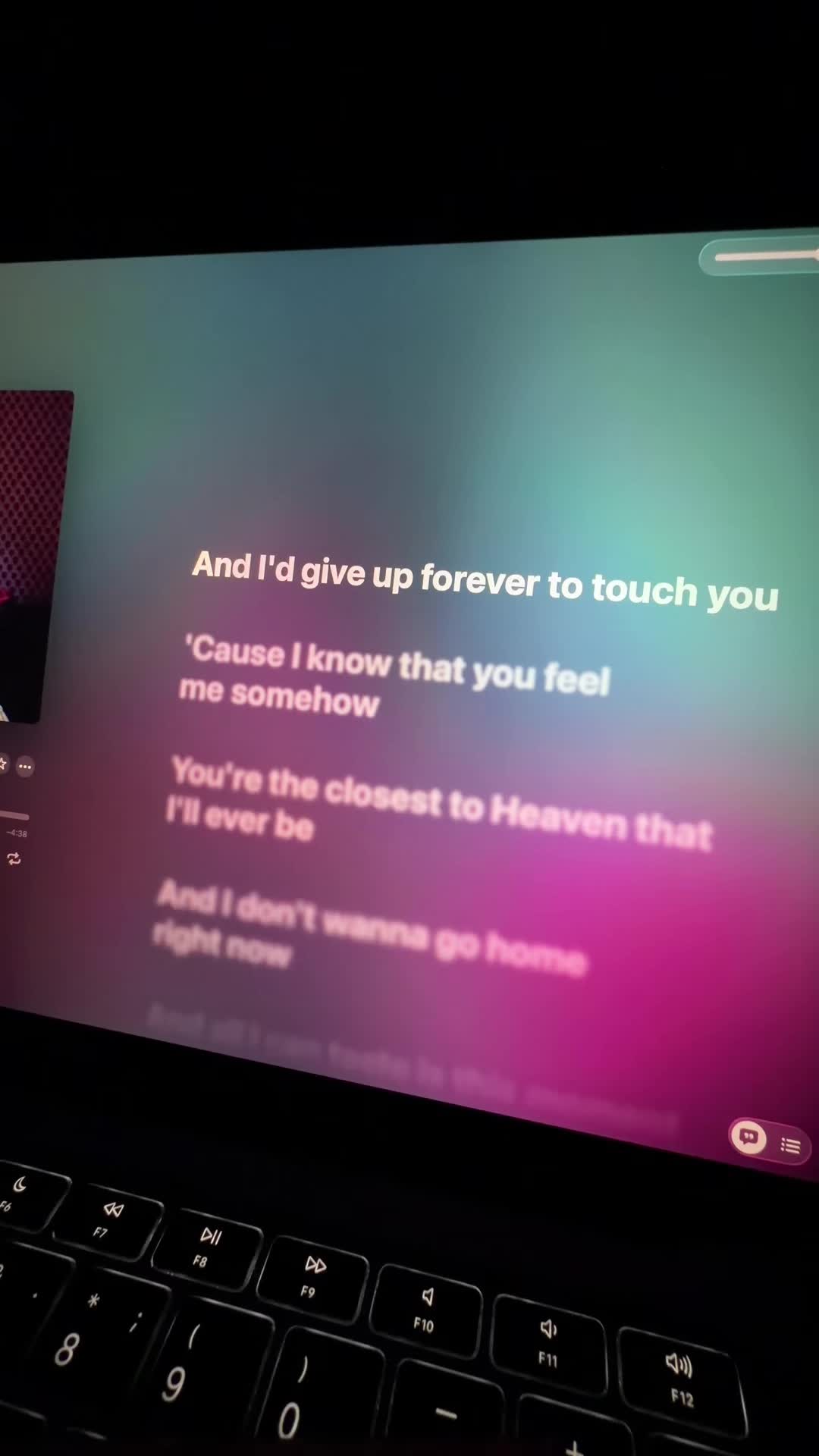 @𝙻𝚈𝚁𝙸𝙲𝚂