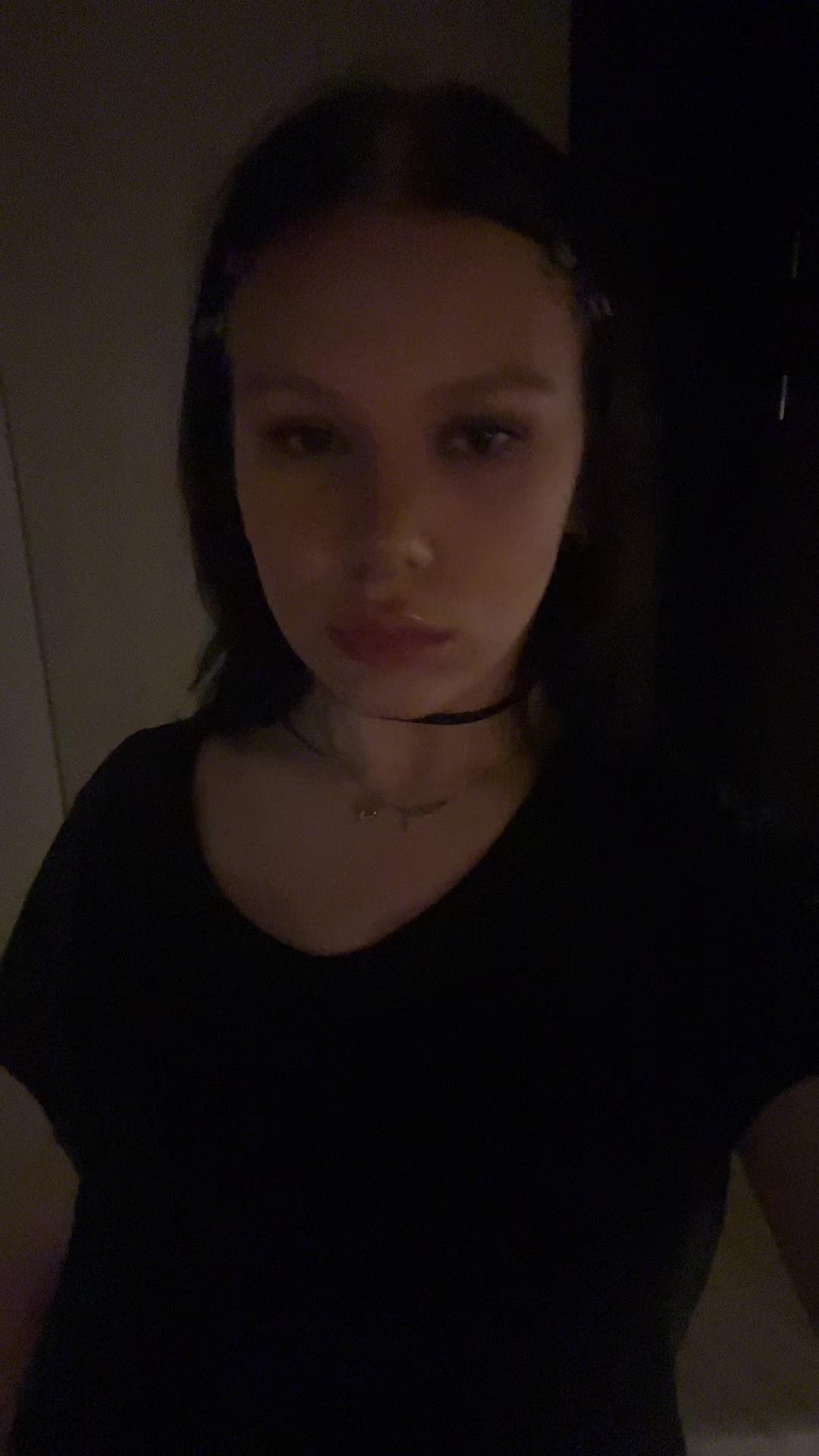 @e