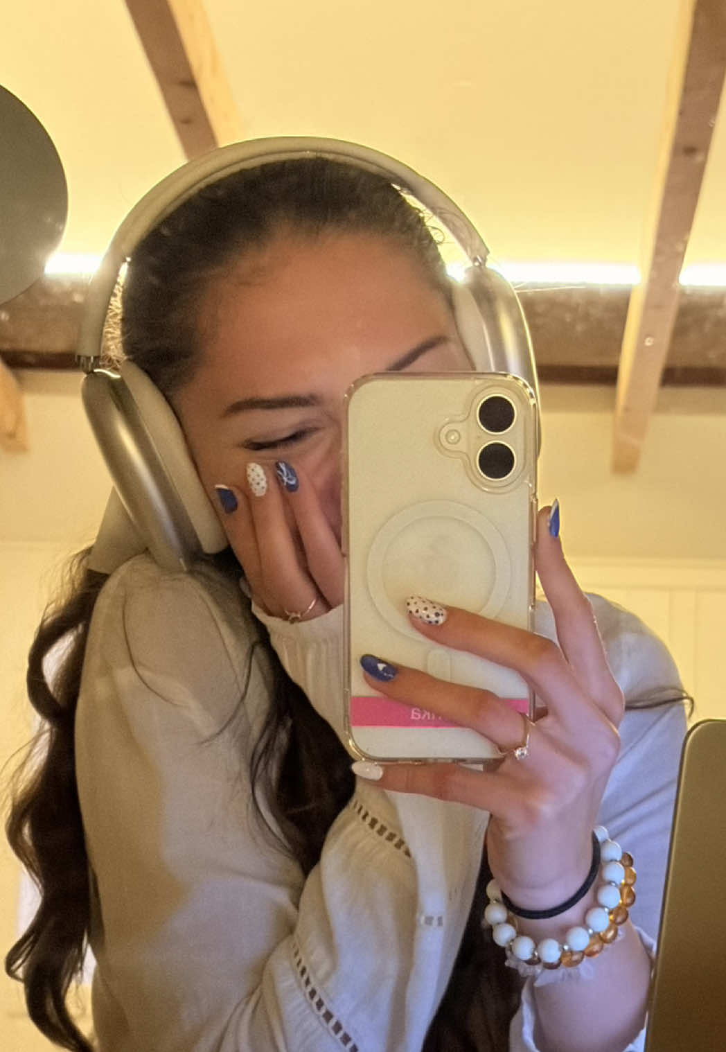@antonia 🤍