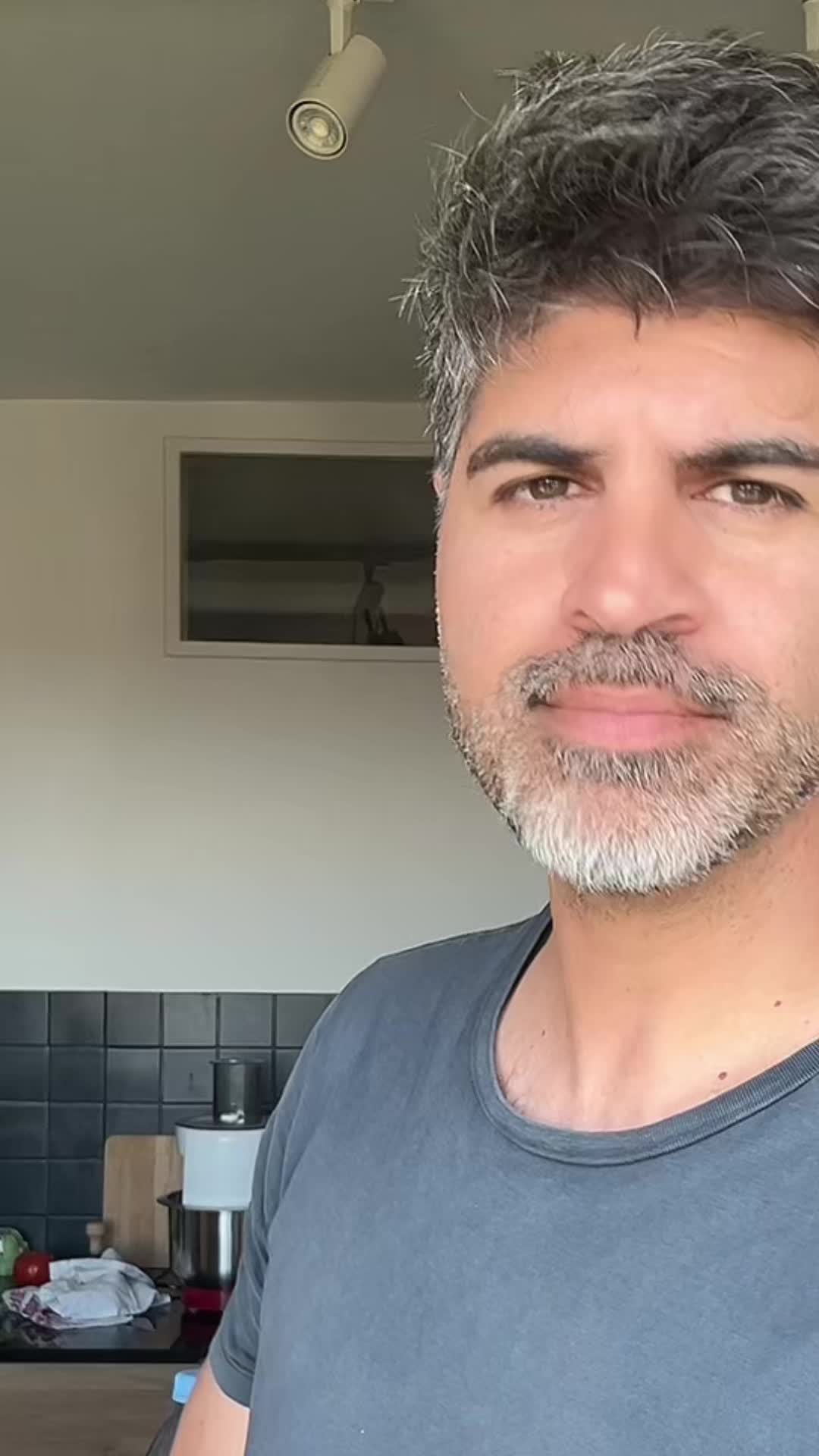 @Rishad Noor رشاد نور