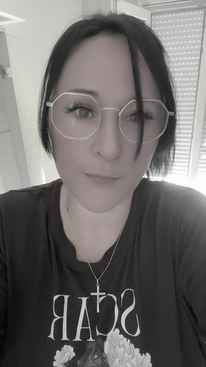 @sabrina 80 ✨✨