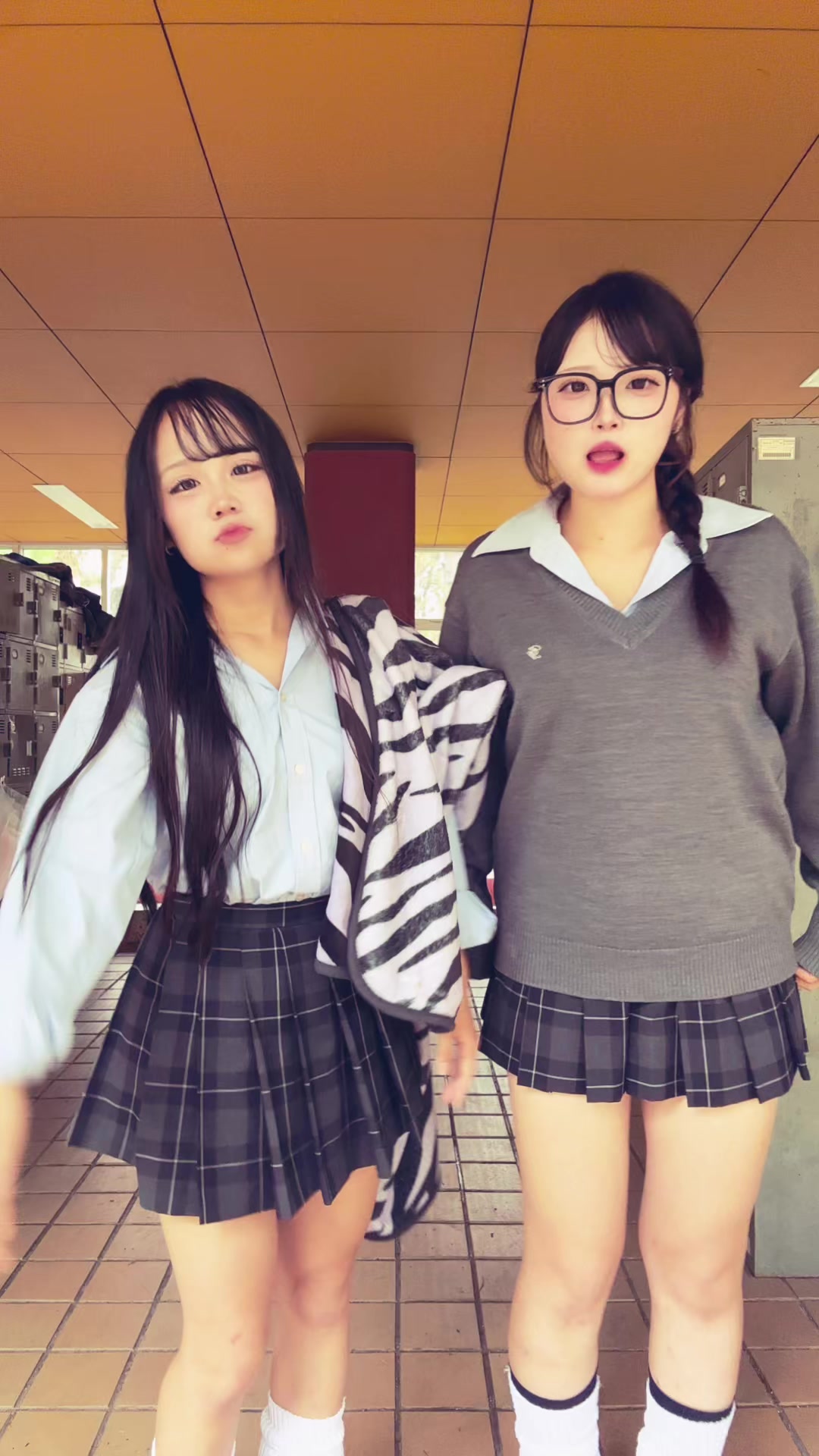@モモカ