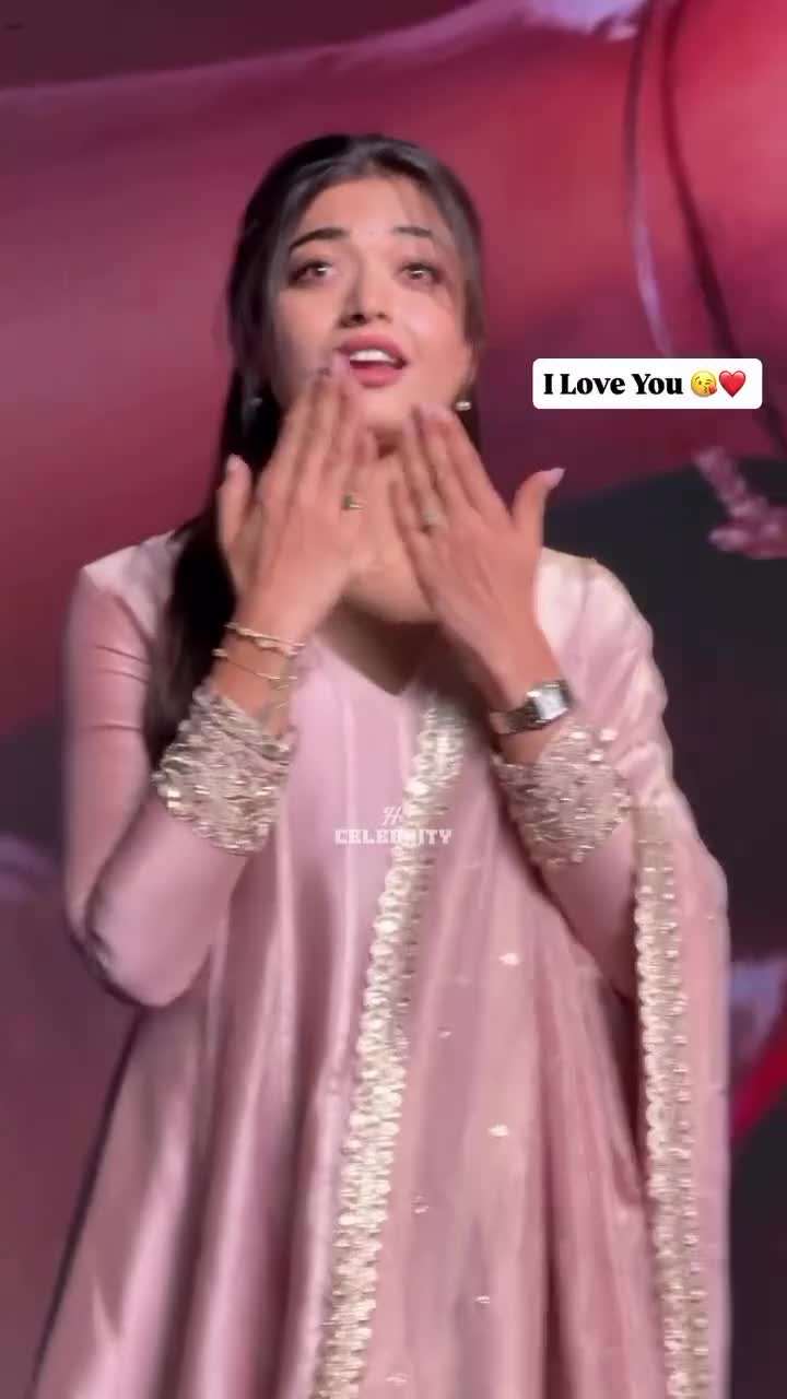 @Cute actress