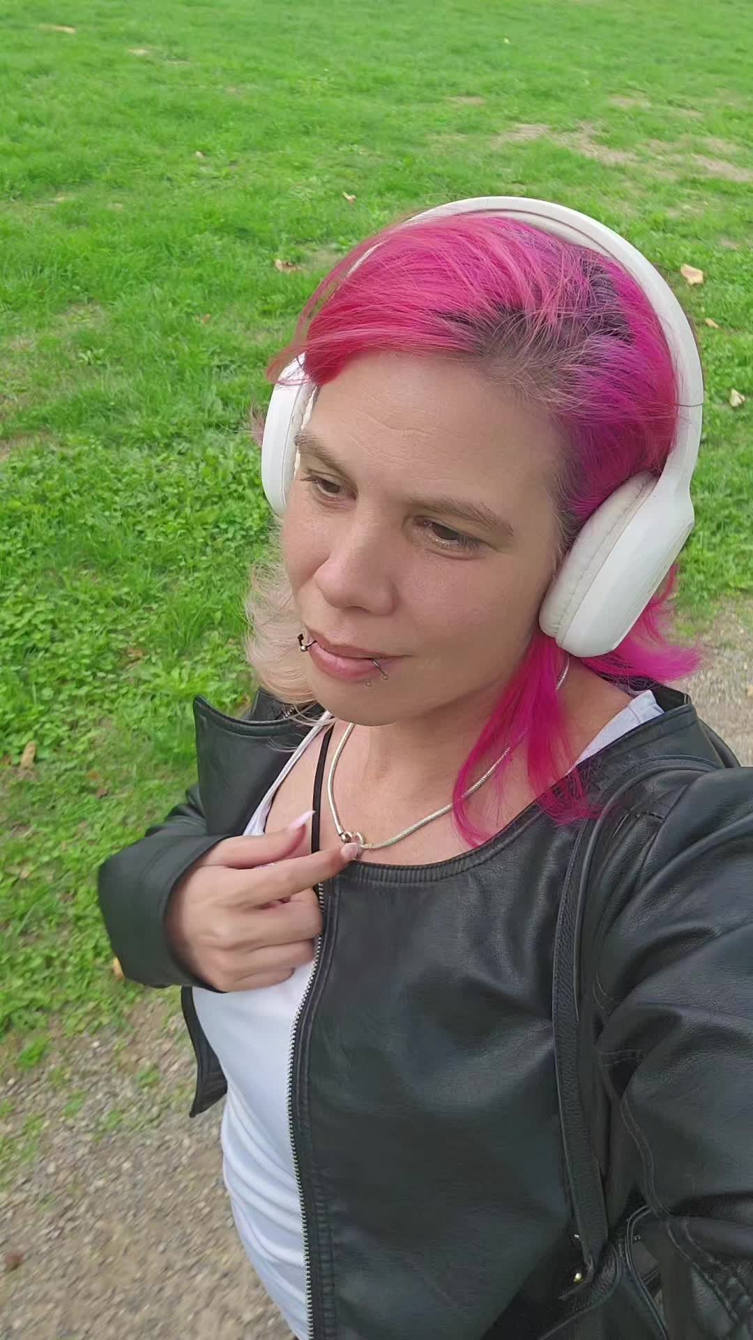 @𝒟ℯ𝓋𝒾𝓁