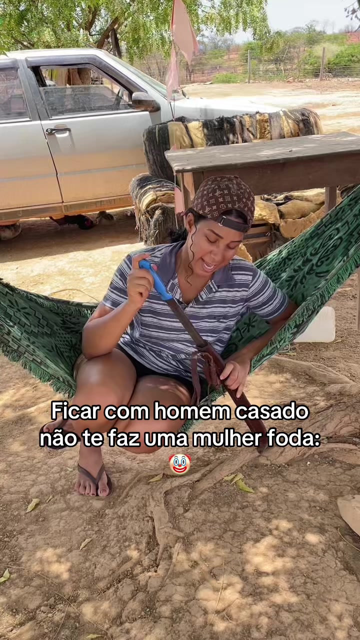 @monicadejatoba