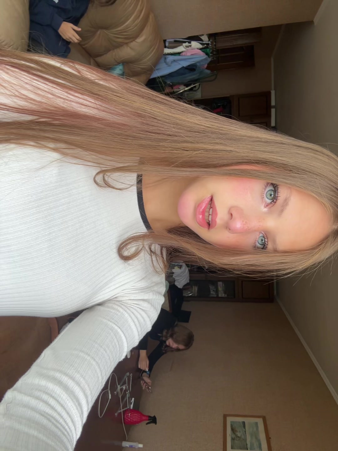 @аннета👻