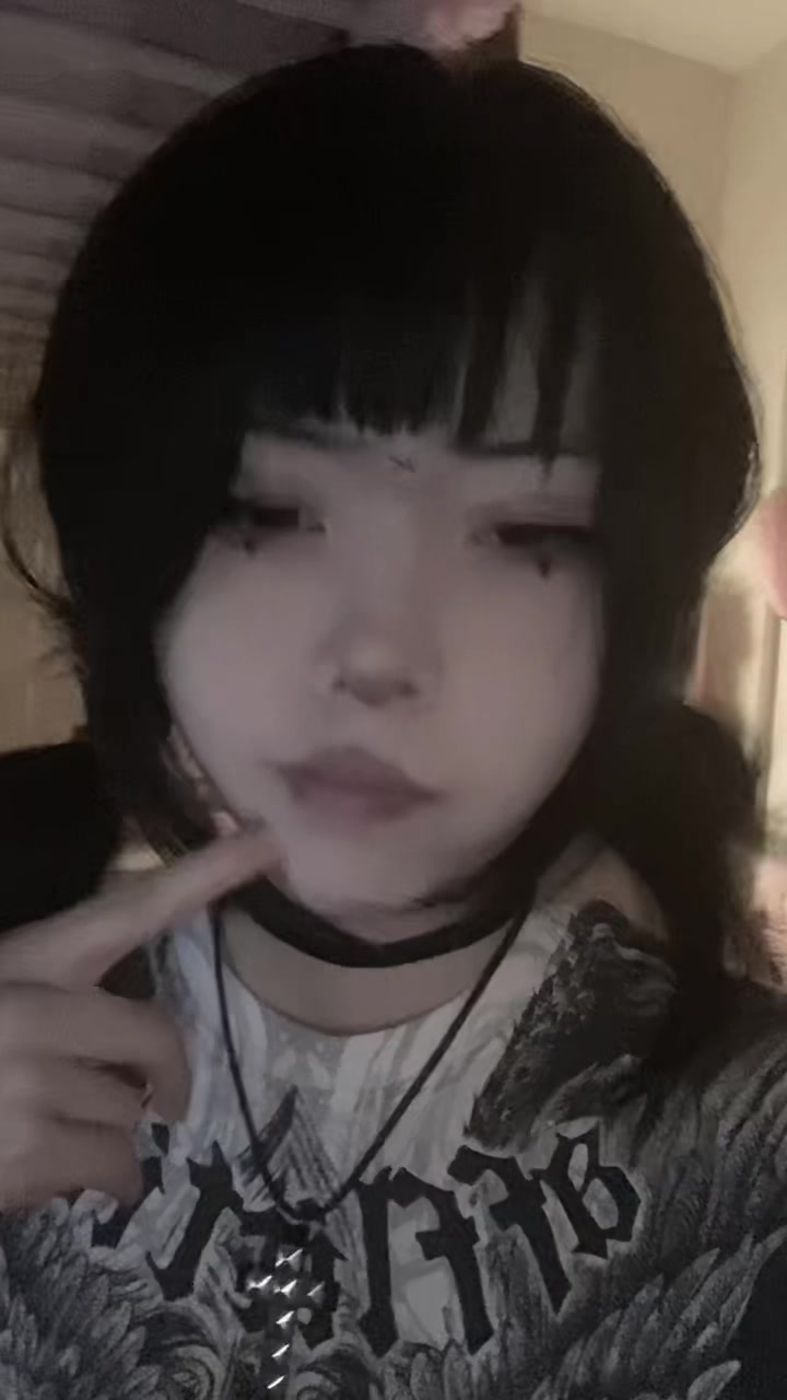 @shy ᢉ𐭩