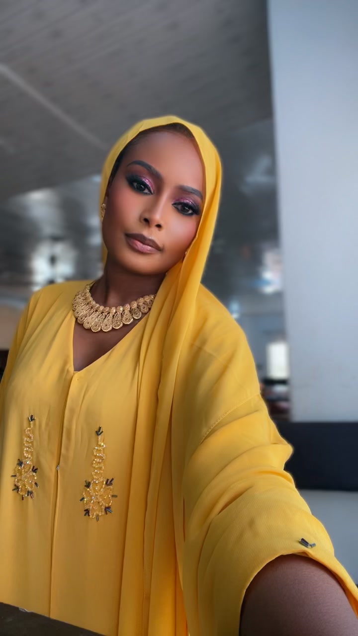 @Hauwa Ayawa