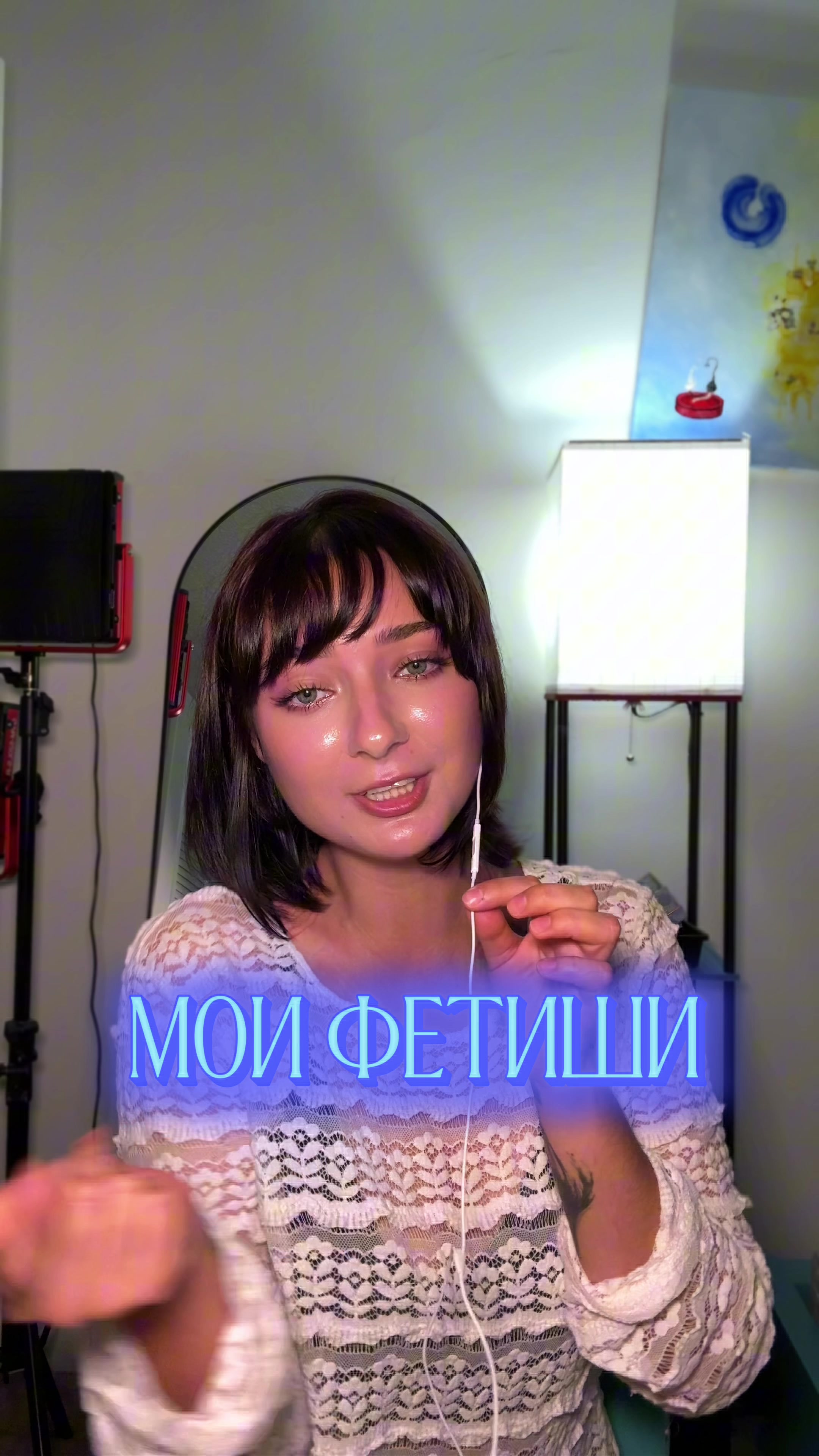 @AlinaTalksLove