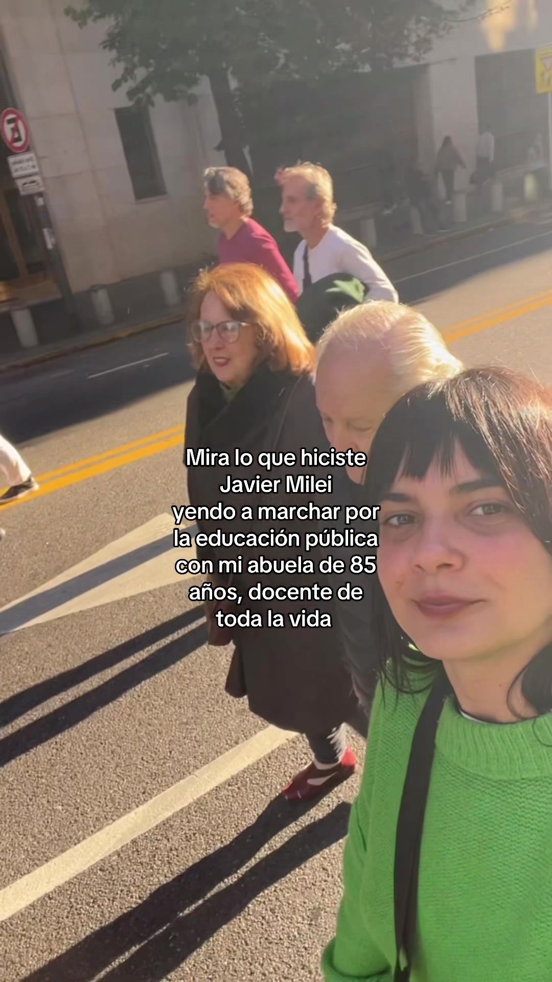 @Mora Navarro