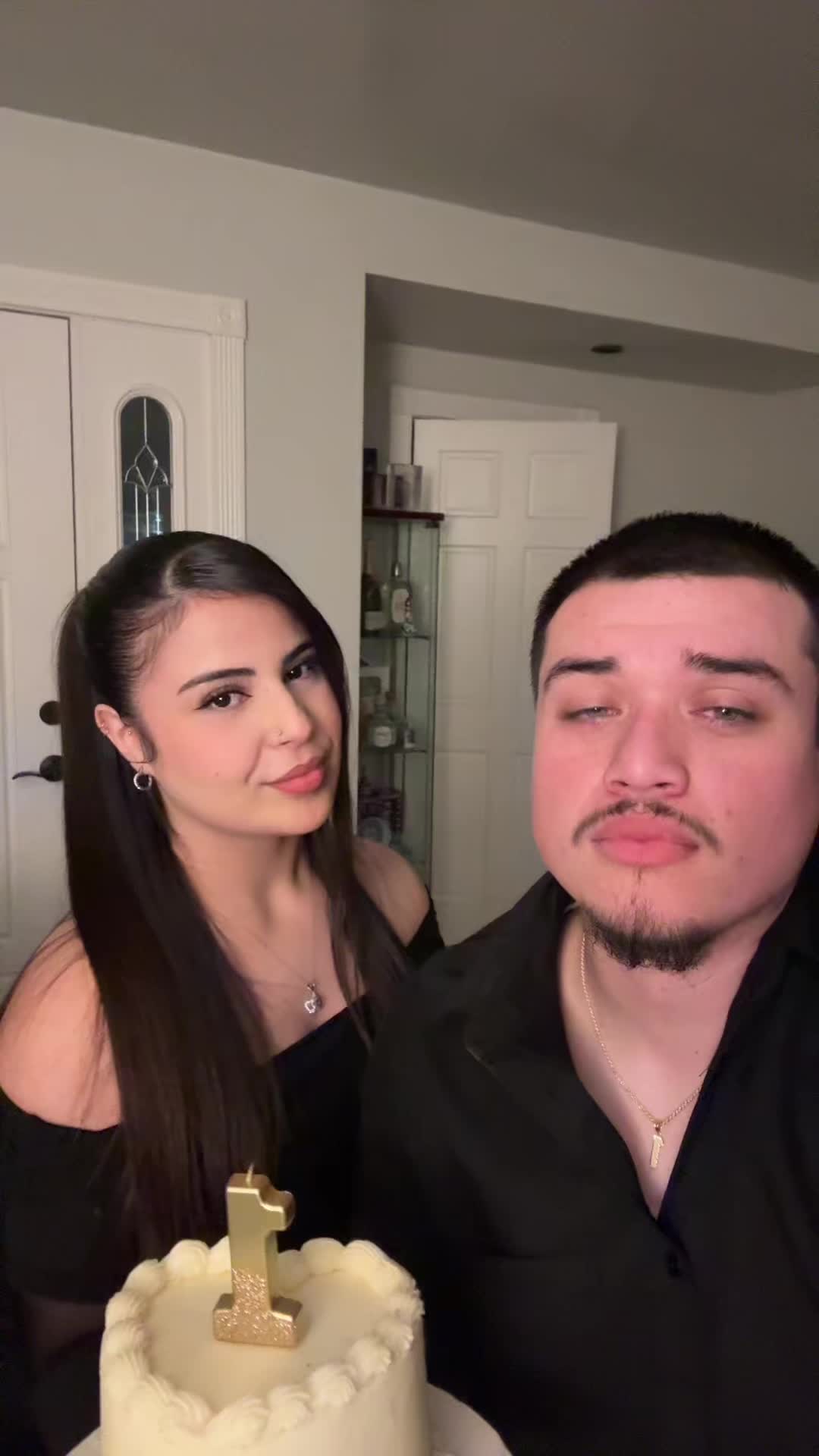 @x1m3na
