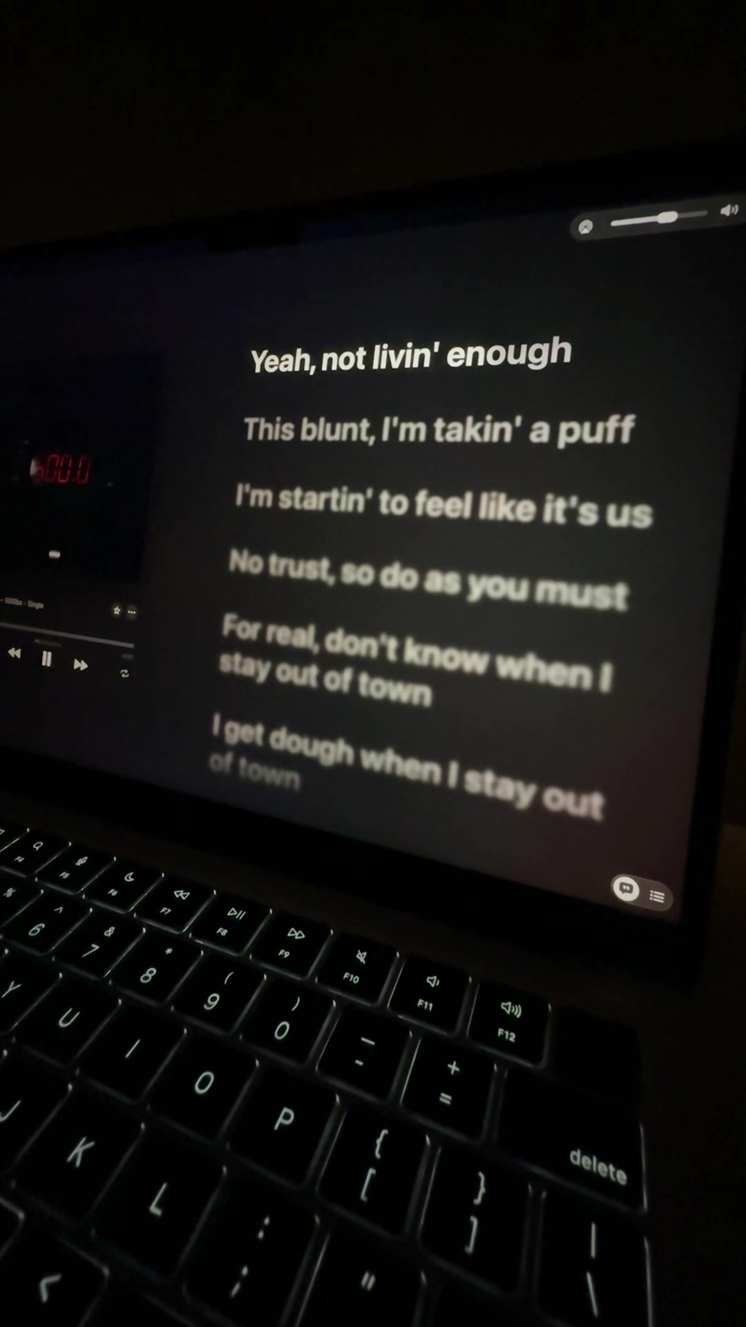 @lyricsprada
