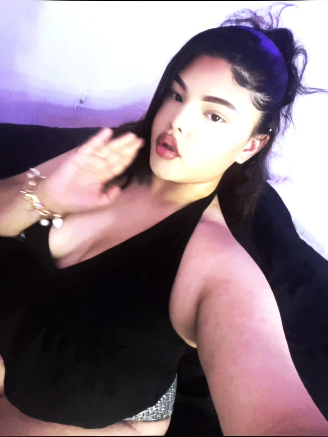 @Kikiana