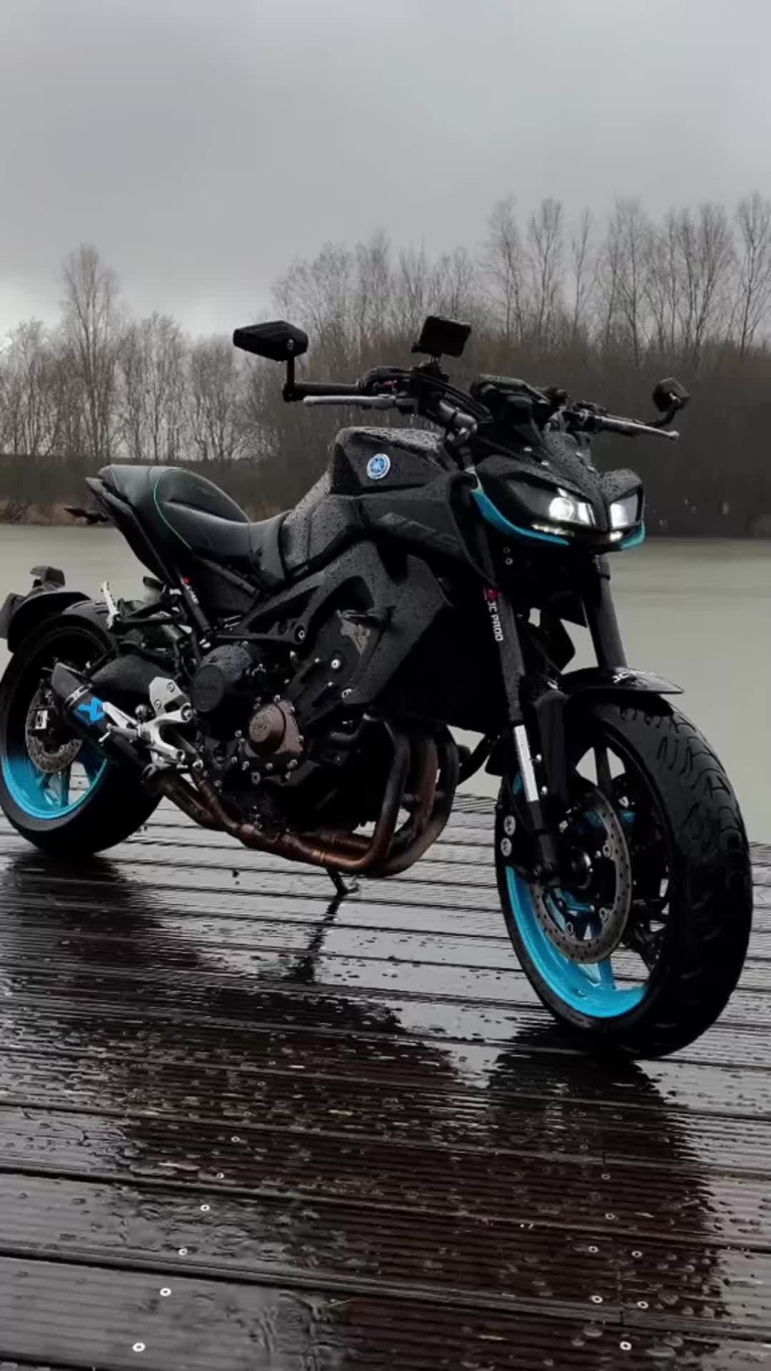 @100% BIKER 🔋🏍