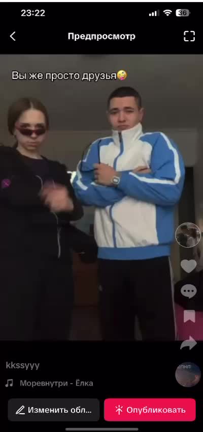 @Qwert