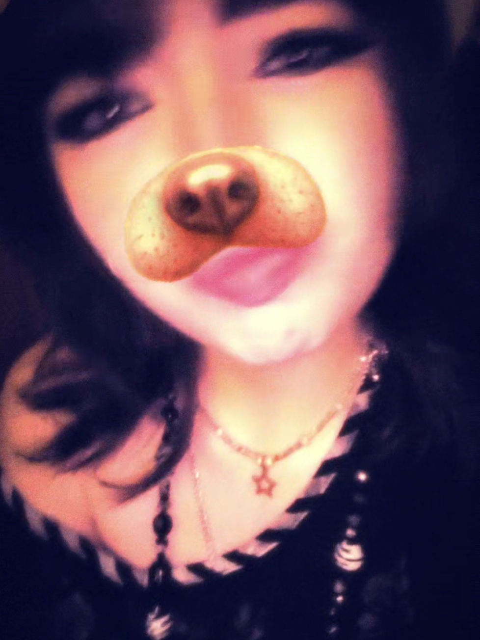 @>_< Ry