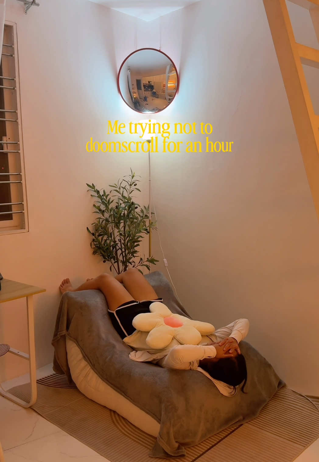 @kriss.andrae โ
living alone