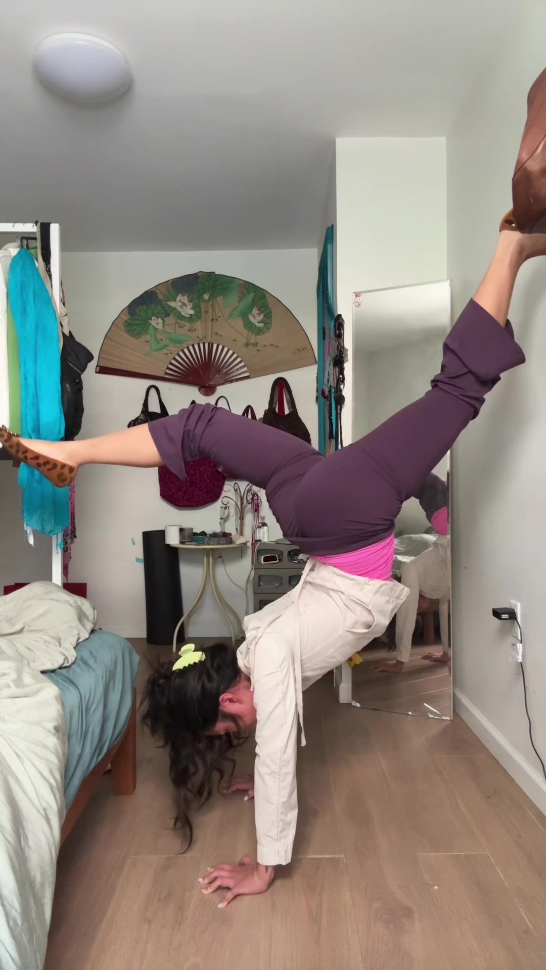 @yana
