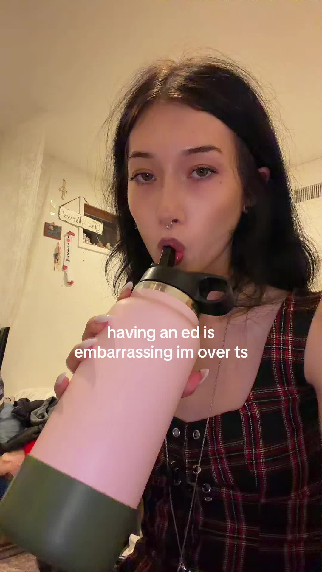 @chlöe