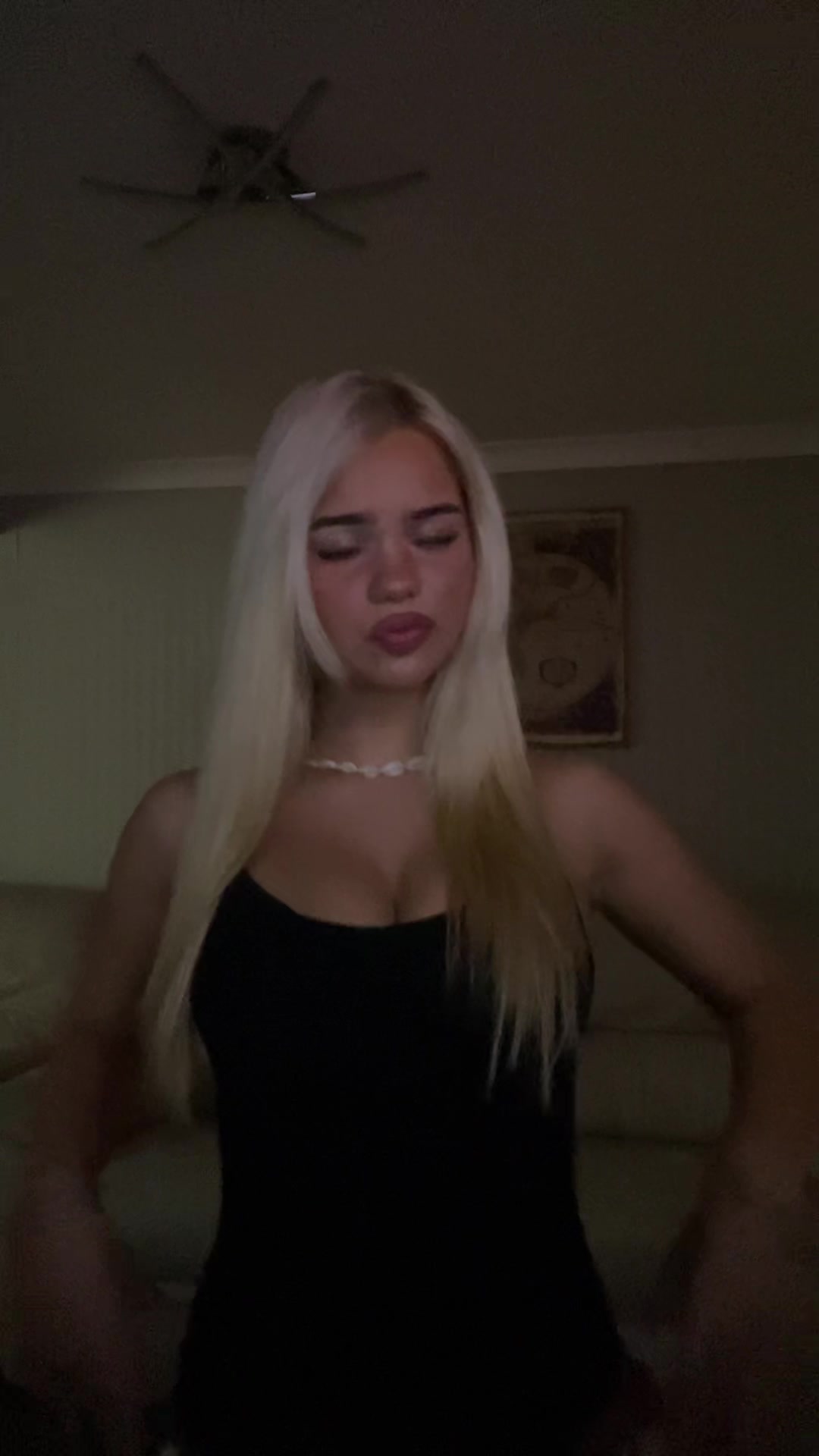 @💎𝐌𝐈𝐊𝐀 𝐁𝐑𝐎𝐎𝐊𝐒💎